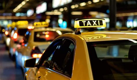 cab cost from las vegas airport to strip.